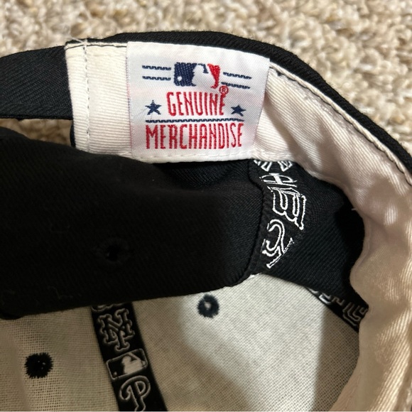 Cincinnati Reds Hat Cap Strapback Black New Era Adjustable Logo Baseball MLB - Picture 5 of 5